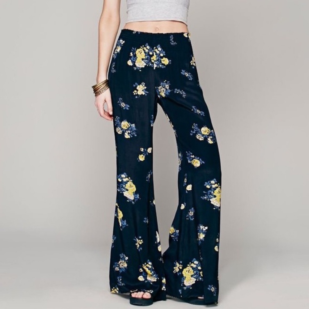 Free People Hippie Navy Floral Pant